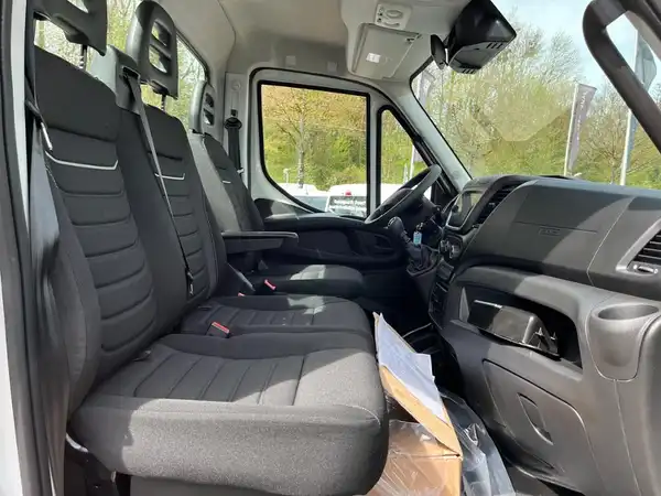IVECO Daily 70C18H Dreiseitenkipper (19/24)