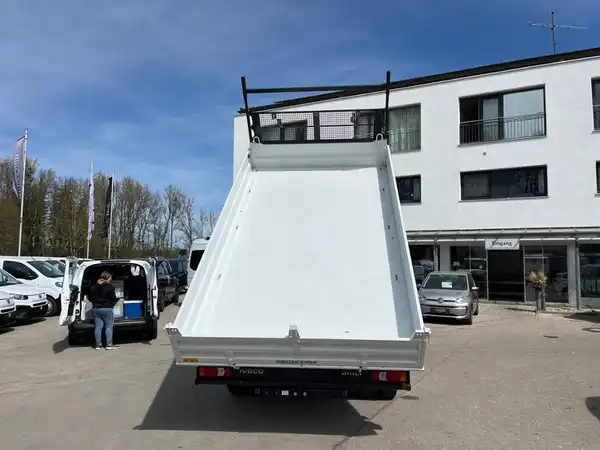 IVECO Daily 70C18H Dreiseitenkipper (8/24)
