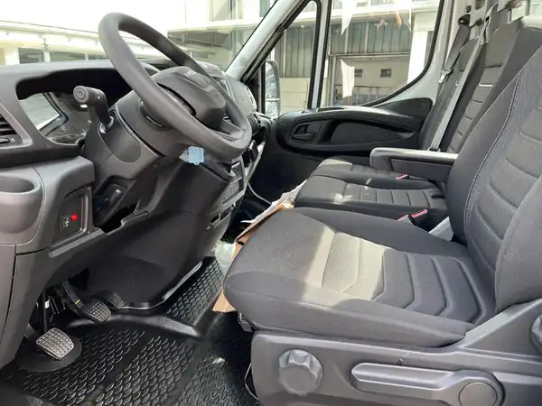 IVECO Daily 70C18H Dreiseitenkipper (10/24)