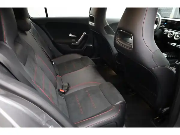 MERCEDES-BENZ A 220 (18/21)