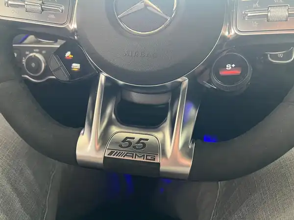 MERCEDES-BENZ A 35 4M (23/30)