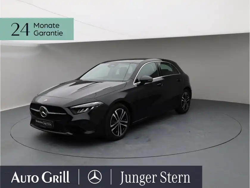 MERCEDES-BENZ A 180 (1/12)