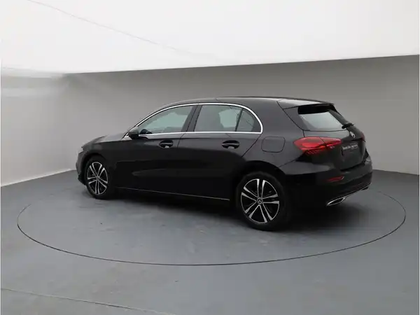 MERCEDES-BENZ A 180 (3/12)