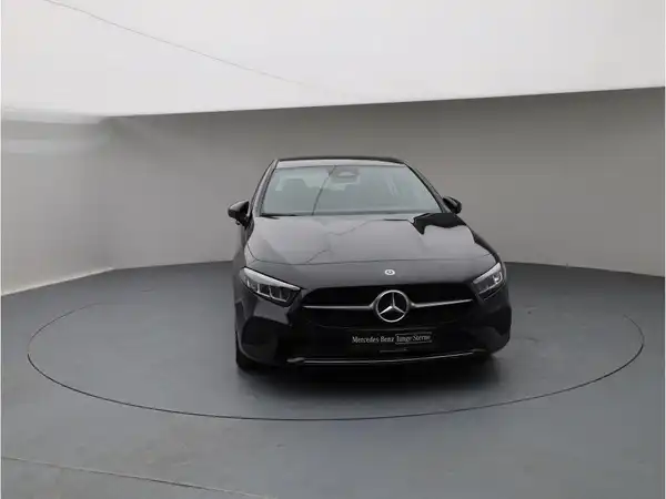 MERCEDES-BENZ A 180 (8/12)