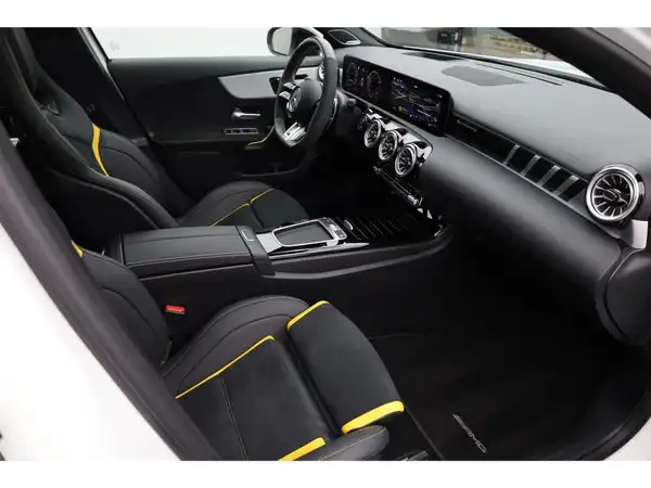 MERCEDES-BENZ A 45 S 4M+ (21/26)