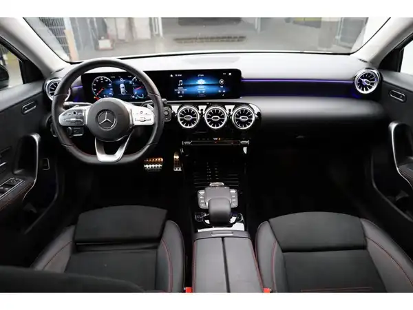 MERCEDES-BENZ A 250 Lim. (13/25)