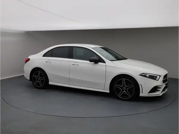 MERCEDES-BENZ A 250 Lim. (7/25)