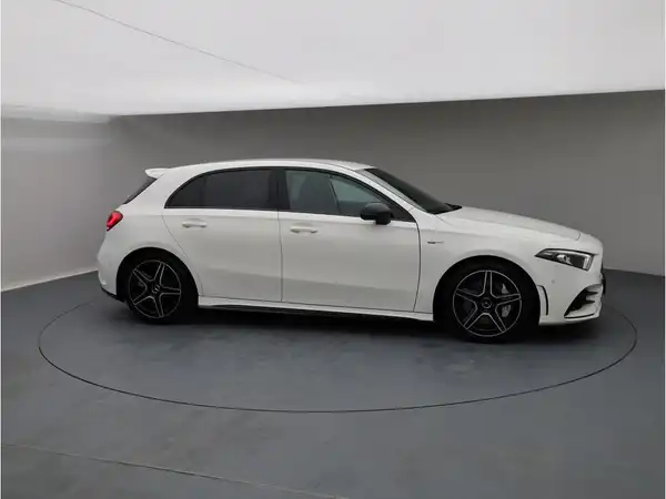 MERCEDES-BENZ A 35 4M (7/26)