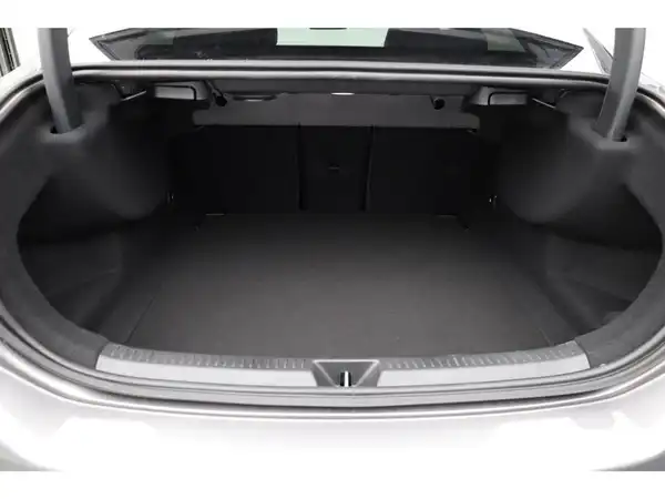 MERCEDES-BENZ A 180 (18/20)