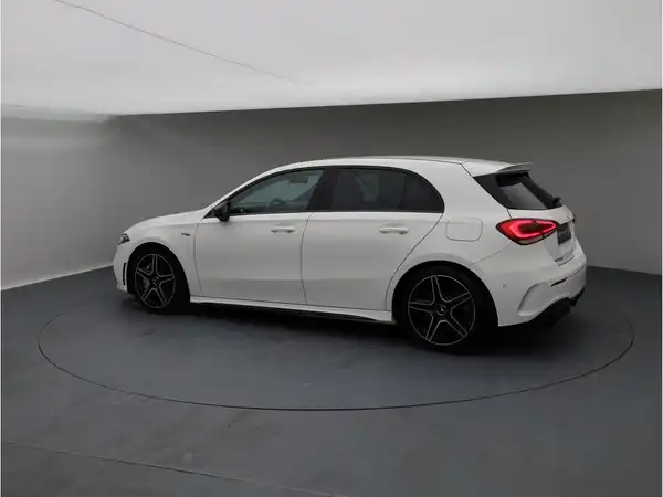 MERCEDES-BENZ A 35 4M (4/26)