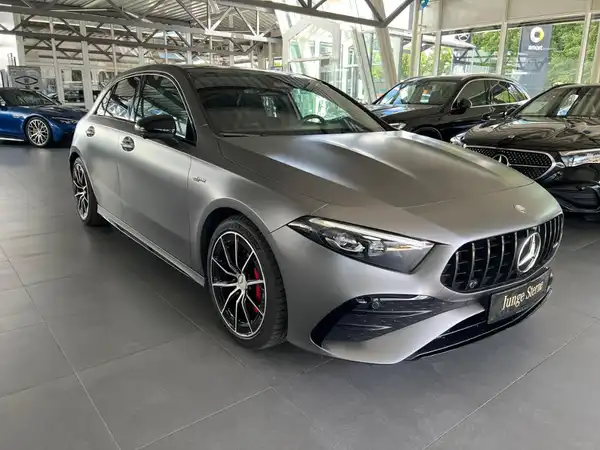 MERCEDES-BENZ A 35 4M AMG (4/10)