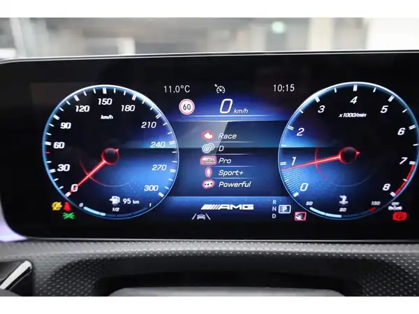 MERCEDES-BENZ A 45 S 4M+ (17/29)