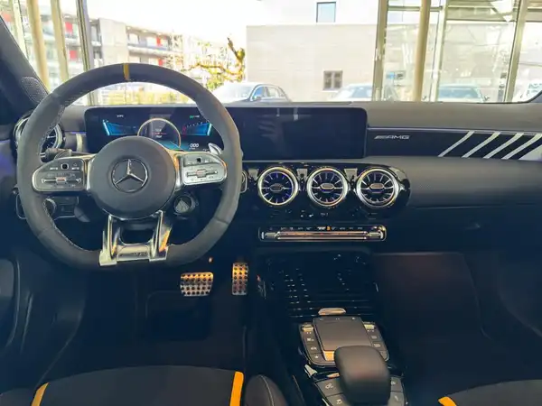MERCEDES-BENZ A 45 S 4M+ (15/20)