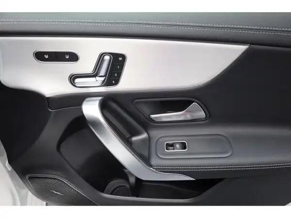 MERCEDES-BENZ A 45 S 4M+ (18/22)