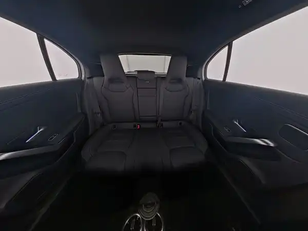 MERCEDES-BENZ A 45 S 4M+ (8/10)