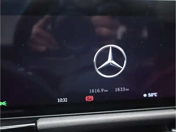 MERCEDES-BENZ B 220 4M (11/23)