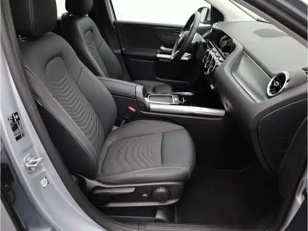 MERCEDES-BENZ B 220 4M (16/23)