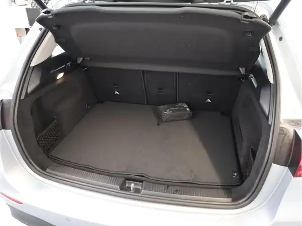MERCEDES-BENZ B 220 4M (20/23)