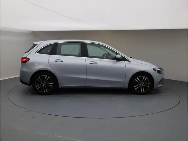 MERCEDES-BENZ B 220 4M (7/23)