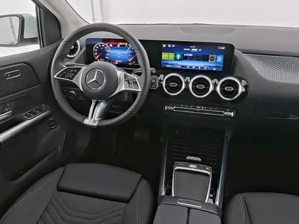 MERCEDES-BENZ B 200 (7/9)