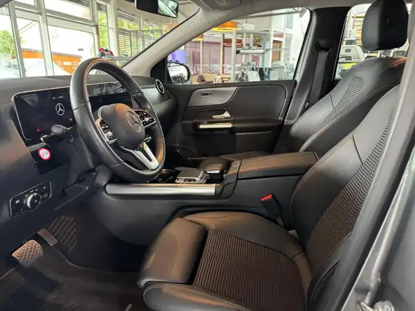 MERCEDES-BENZ B 200 Progressive (7/18)