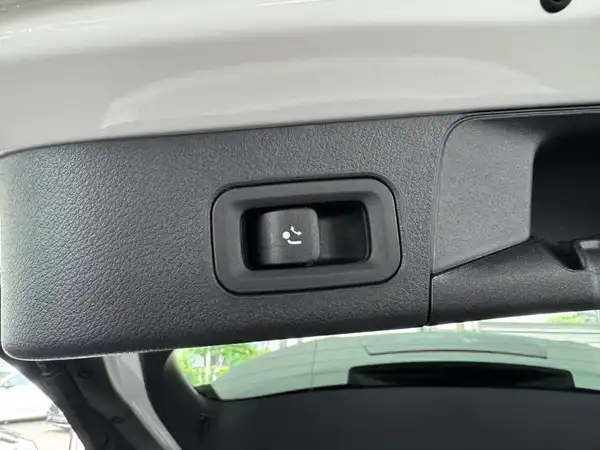 MERCEDES-BENZ B 200 (14/22)