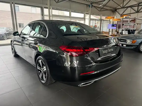 MERCEDES-BENZ C 200 d (3/20)