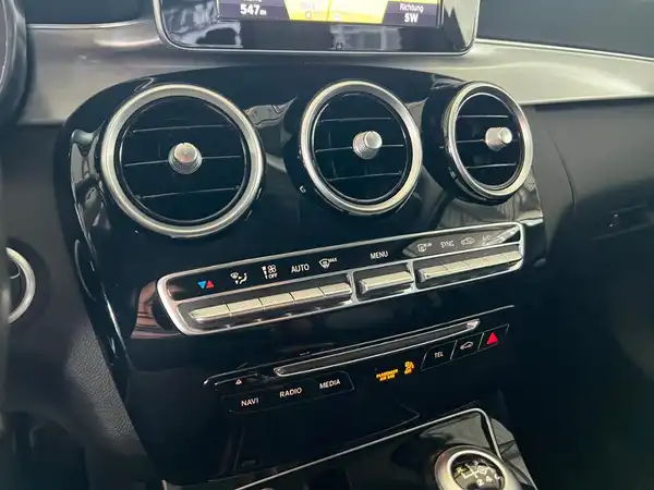 MERCEDES-BENZ C 180 (18/21)