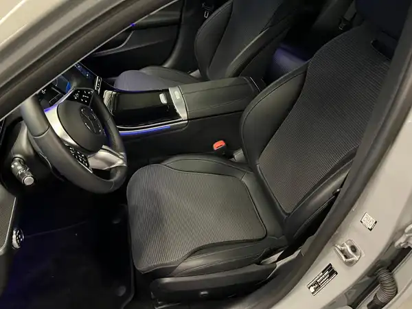 MERCEDES-BENZ C 220 T d 4M (14/24)