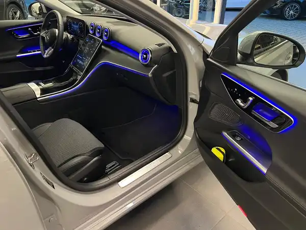 MERCEDES-BENZ C 220 T d 4M (9/24)