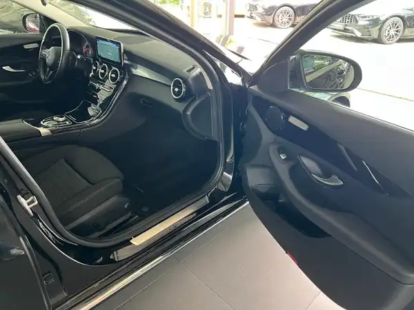 MERCEDES-BENZ C 200 T (10/23)
