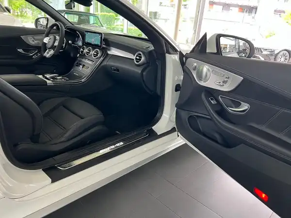 MERCEDES-BENZ C 63 S AMG Cabrio (12/31)