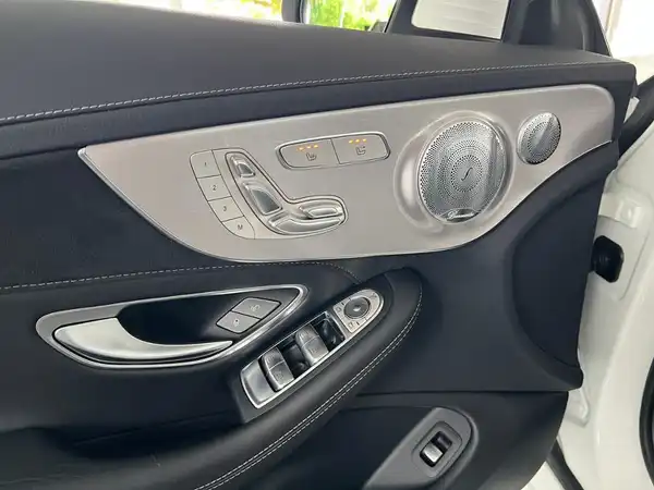 MERCEDES-BENZ C 63 S AMG Cabrio (15/31)