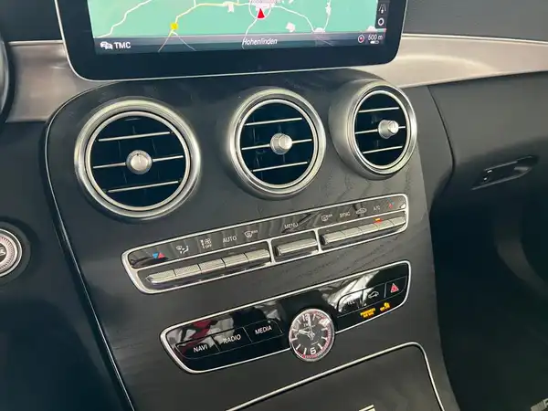 MERCEDES-BENZ C 63 S AMG Cabrio (20/31)