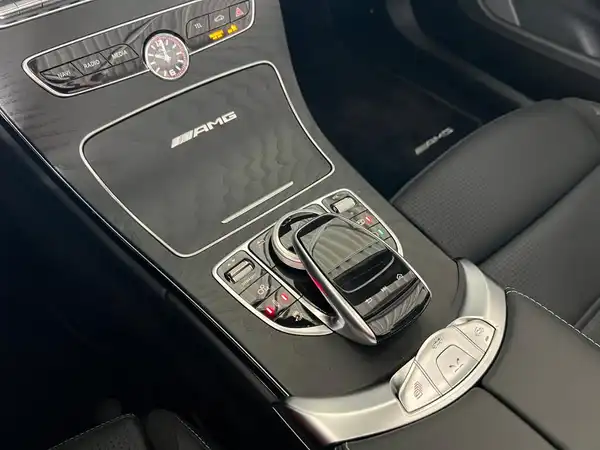 MERCEDES-BENZ C 63 S AMG Cabrio (21/31)