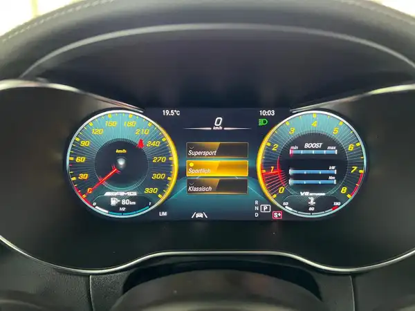 MERCEDES-BENZ C 63 S AMG Cabrio (24/31)