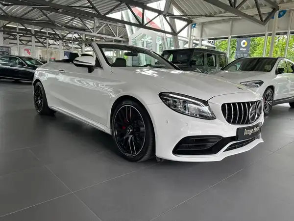 MERCEDES-BENZ C 63 S AMG Cabrio (4/31)
