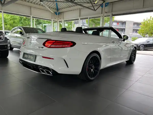 MERCEDES-BENZ C 63 S AMG Cabrio (6/31)