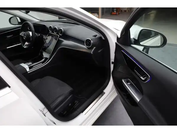MERCEDES-BENZ C 200 d T (12/25)