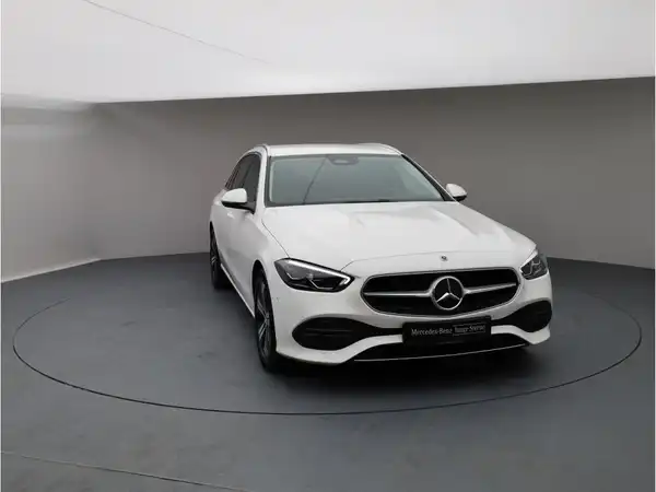 MERCEDES-BENZ C 200 d T (8/25)