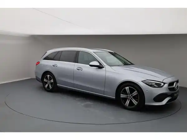 MERCEDES-BENZ C 180 T (6/27)