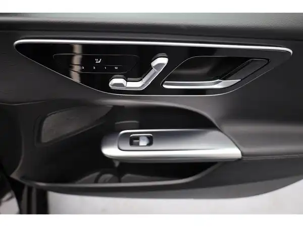 MERCEDES-BENZ C 220 d (19/24)