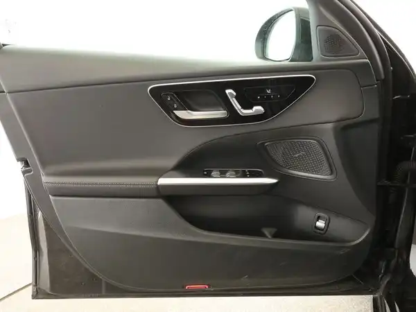 MERCEDES-BENZ C 220 d (10/11)
