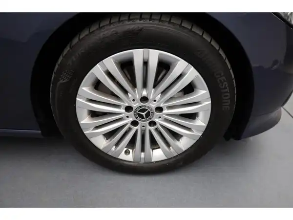 MERCEDES-BENZ C 220 T d 4M (22/23)