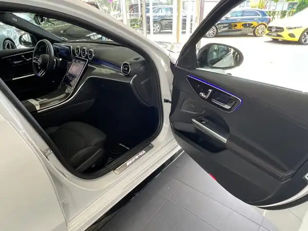 MERCEDES-BENZ C 43 AMG 4M T (9/27)
