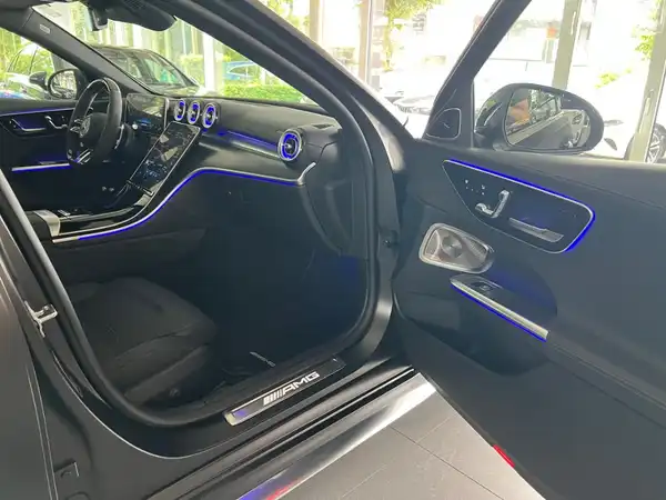 MERCEDES-BENZ C 63 T S E Performance (11/31)