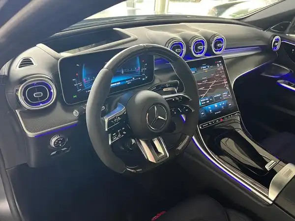MERCEDES-BENZ C 63 T S E Performance (18/31)