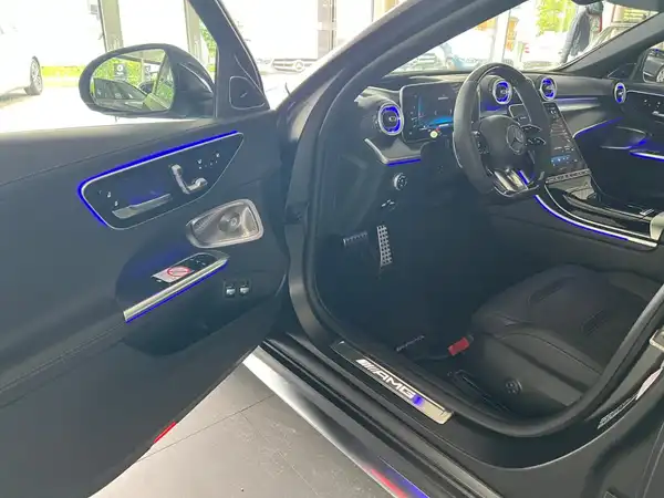 MERCEDES-BENZ C 63 T S E Performance (9/31)