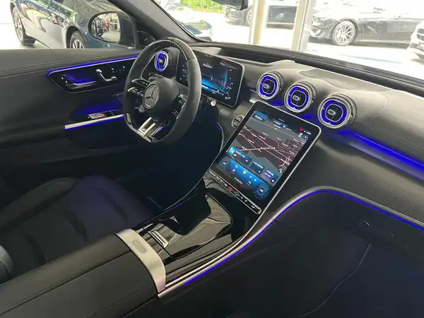 MERCEDES-BENZ C 63 T S E Performance (10/31)