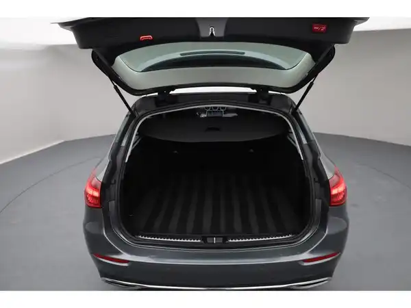 MERCEDES-BENZ C 200 d T (28/29)